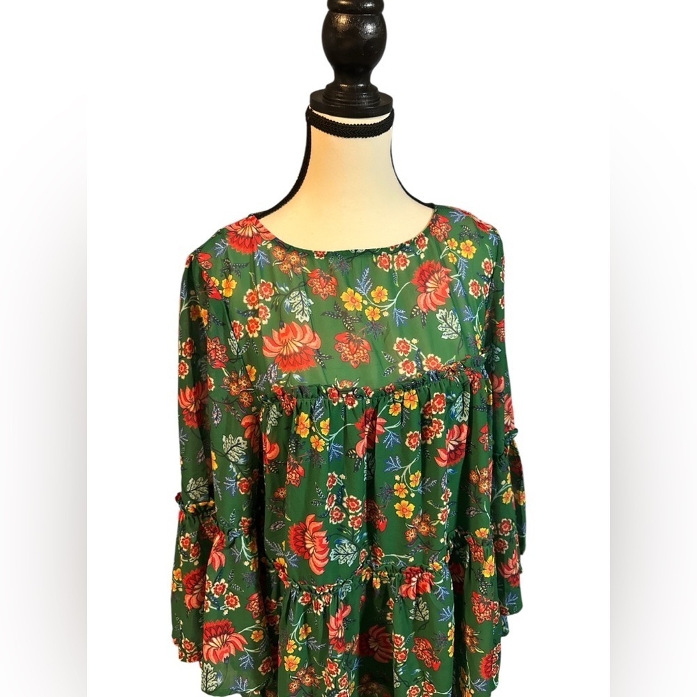 Flying Tomato Green Floral Blouse - Picture 3 of 6
